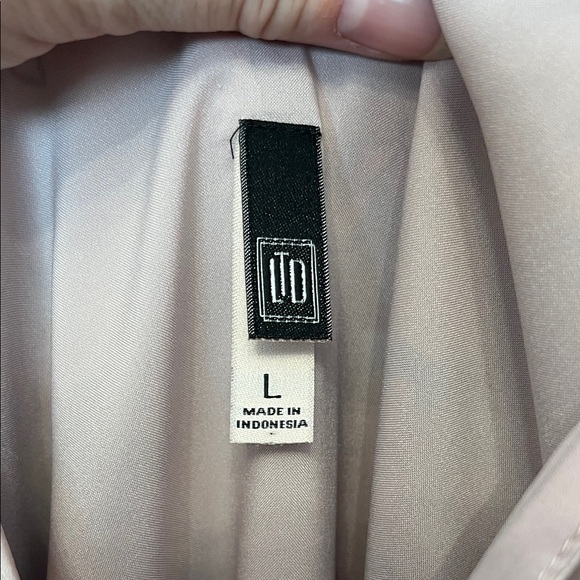 Floral Camisole with Yellow and Blue Accents - Picture 2 of 13